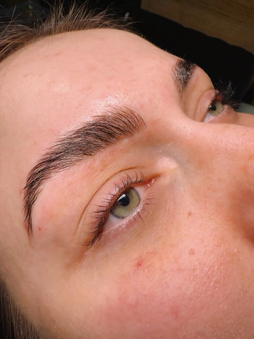 Stylizacja rzęs/ brwi