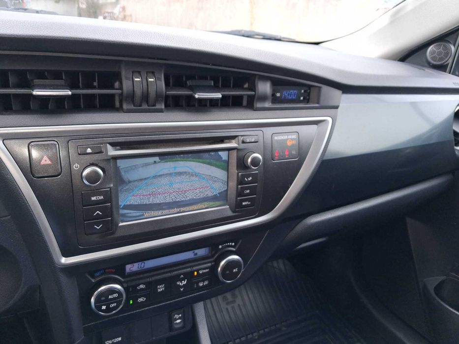 Toyota Auris Touring Sports