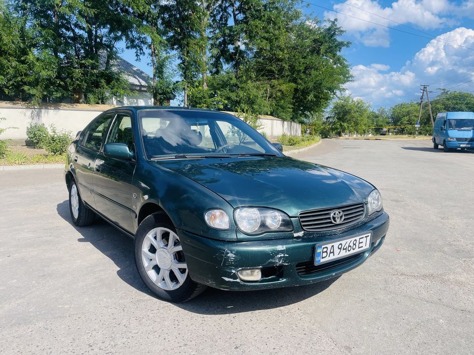 Продам Toyota Corrola  1.6 бензин