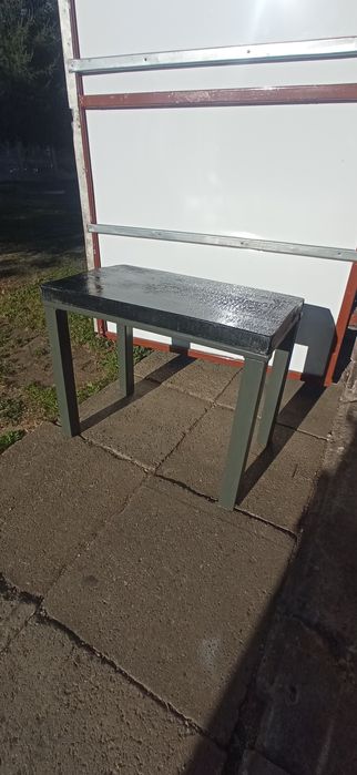 Stolik z drewna kawowy