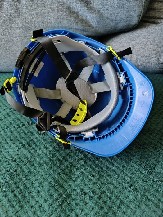 Kask budowlany 53-64 Nowy