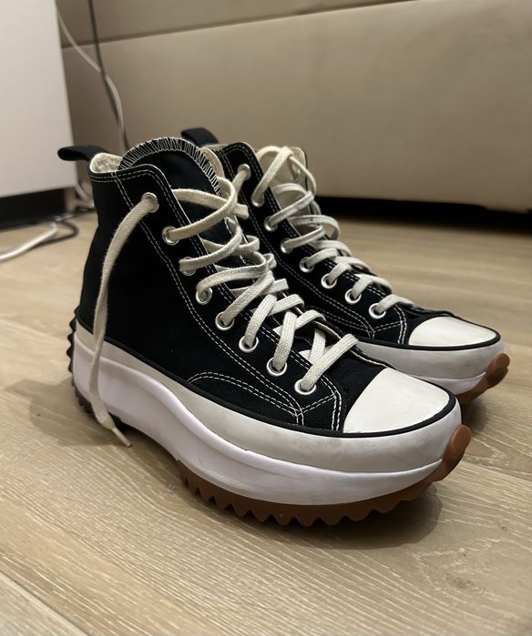 Converse Run Star Hike