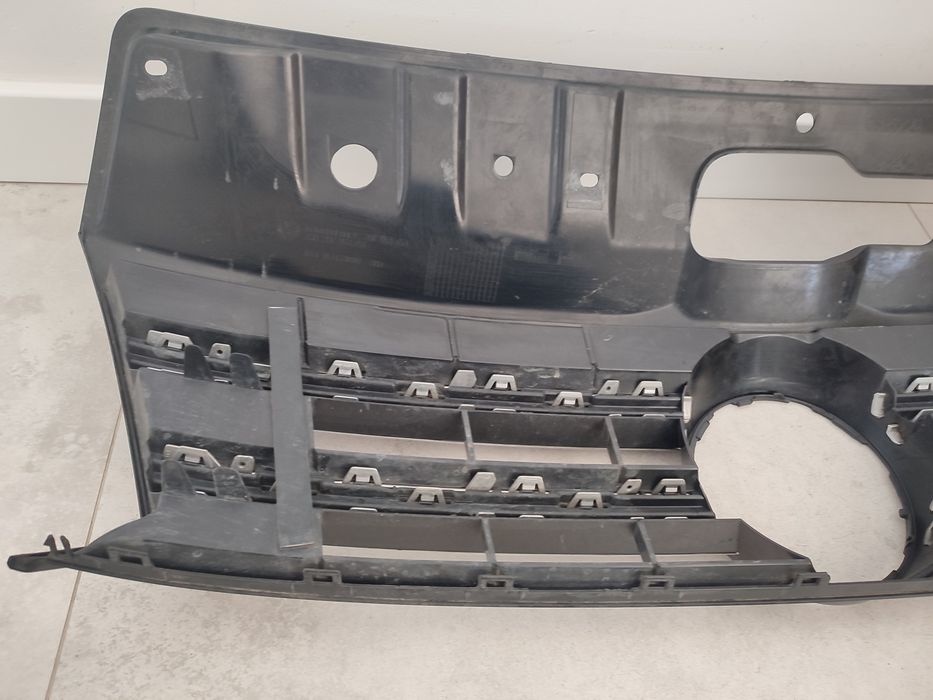 Grill Atrapa VW Amarok 2H7 Lift 14r-21r Oryginał