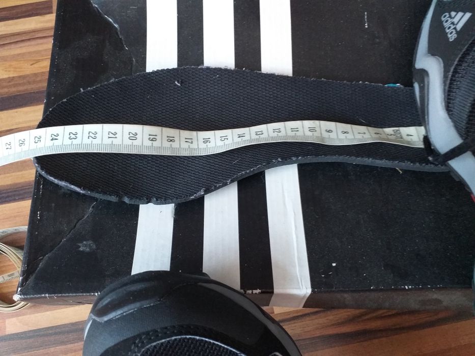 Adidas Terrex 38,5----Oryginał buty młodzieżowe---Czarne,wygodne---Łódż