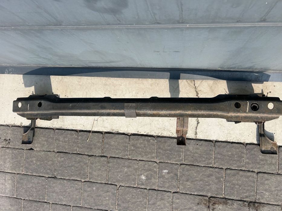 Belka przednia przód wzmocnienie przedni Mini One R56