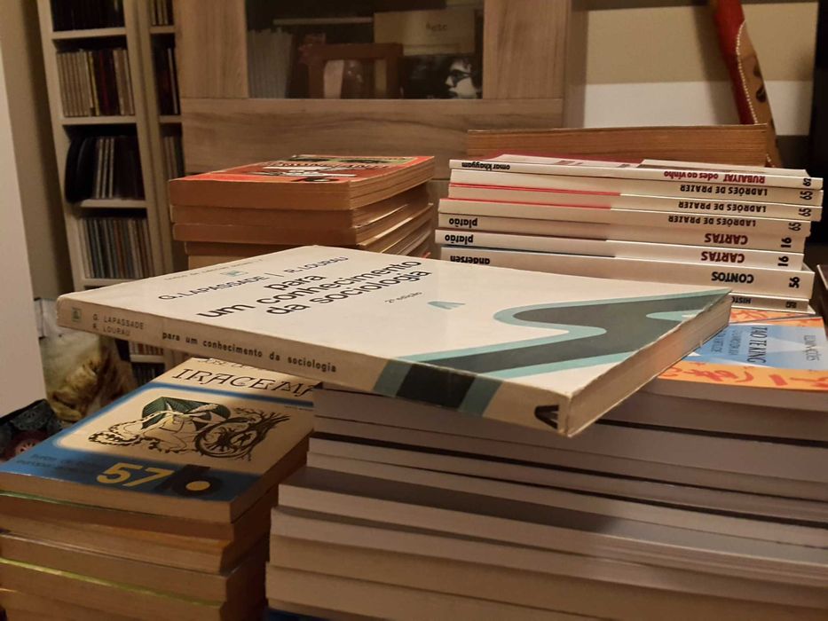 G. Lapassade e R. Lourau - Para um Conhecimento da Sociologia