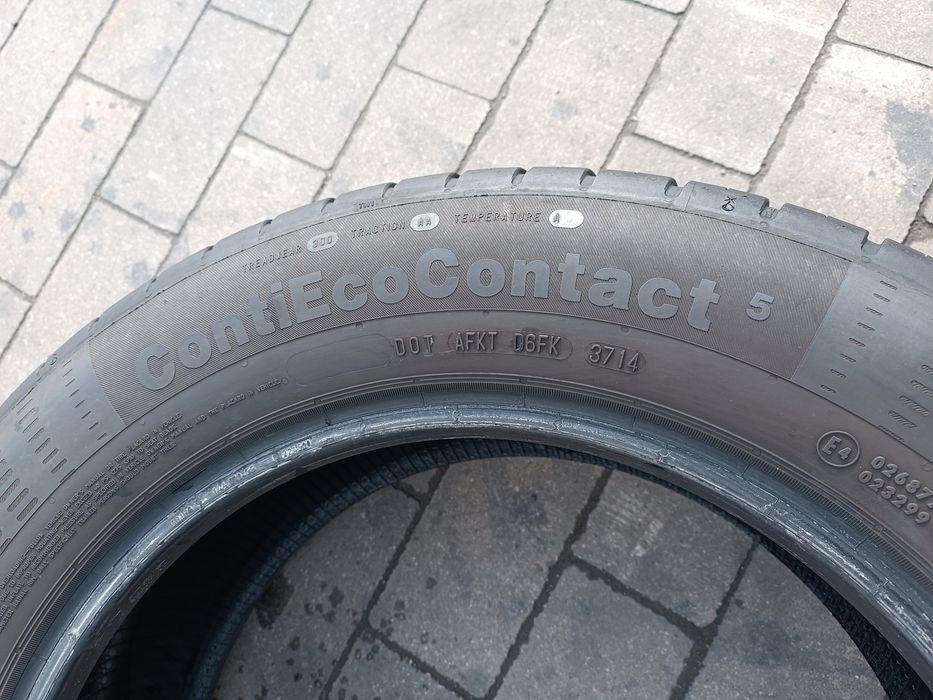 215/60R17 Continental ContiEcoContact 5