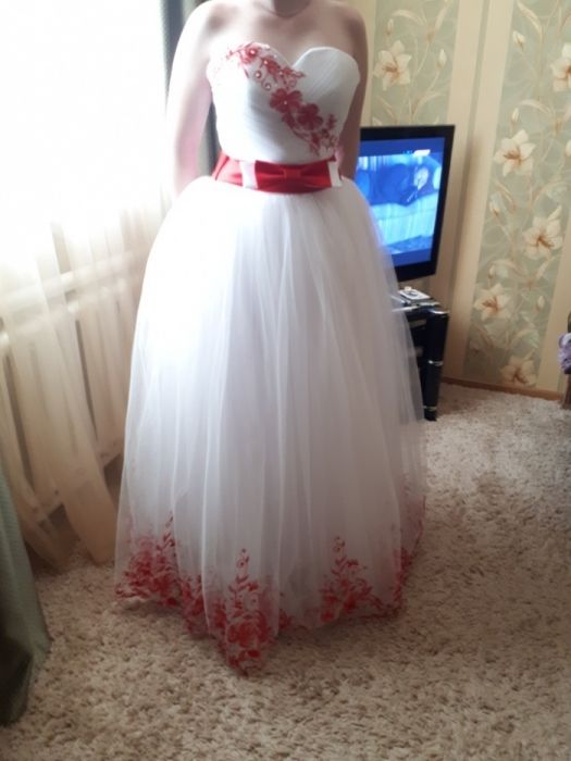 Випускна  сукня.