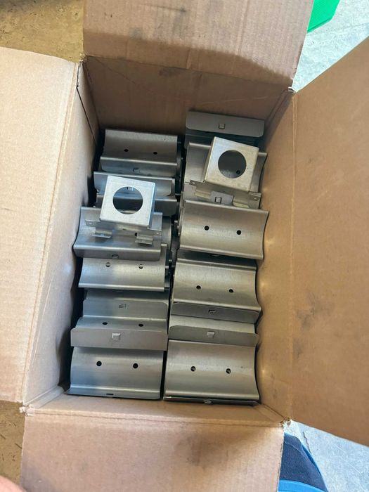 Łącznik wydłużny około 70 sztuk