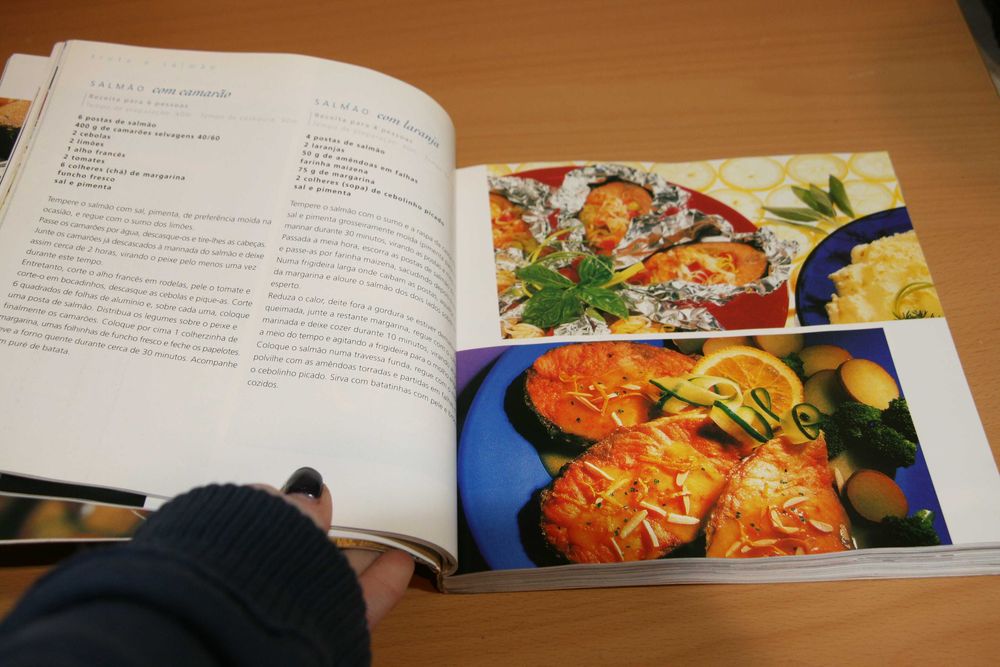Livro "As Receitas do Sítio do Costume"