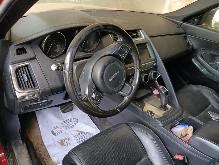 Manga De Eixo Traseira Esquerda Jaguar E-Pace
