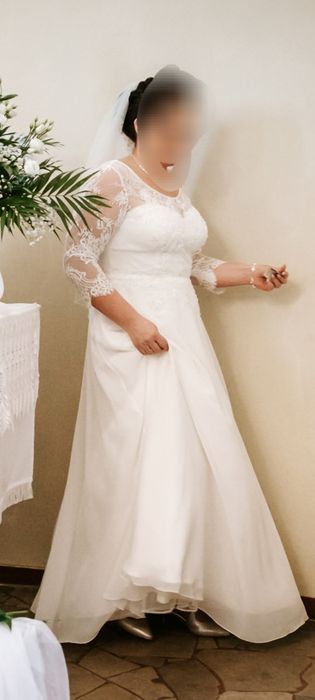 Suknia ślubna kolor ivory