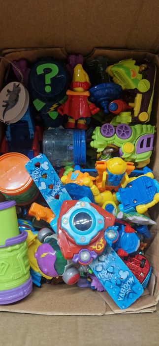 Hot wheels i roznosci