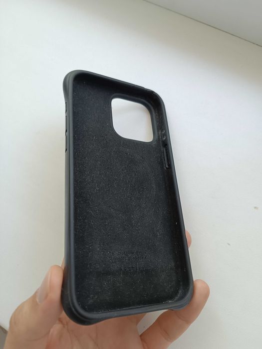 Черный чехол Casetify на телефон 15 Pro Max
