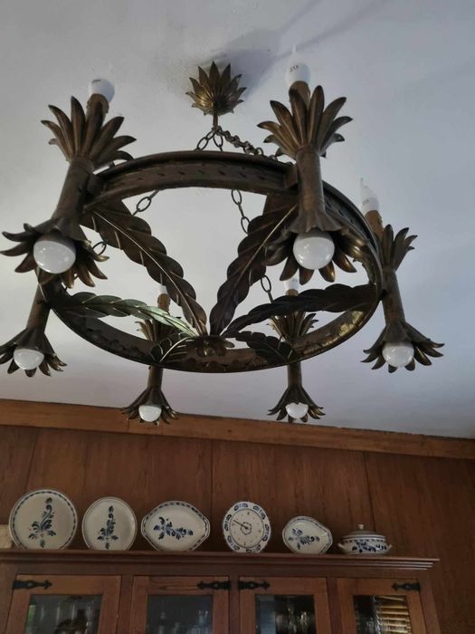 Candeeiro classico de teto