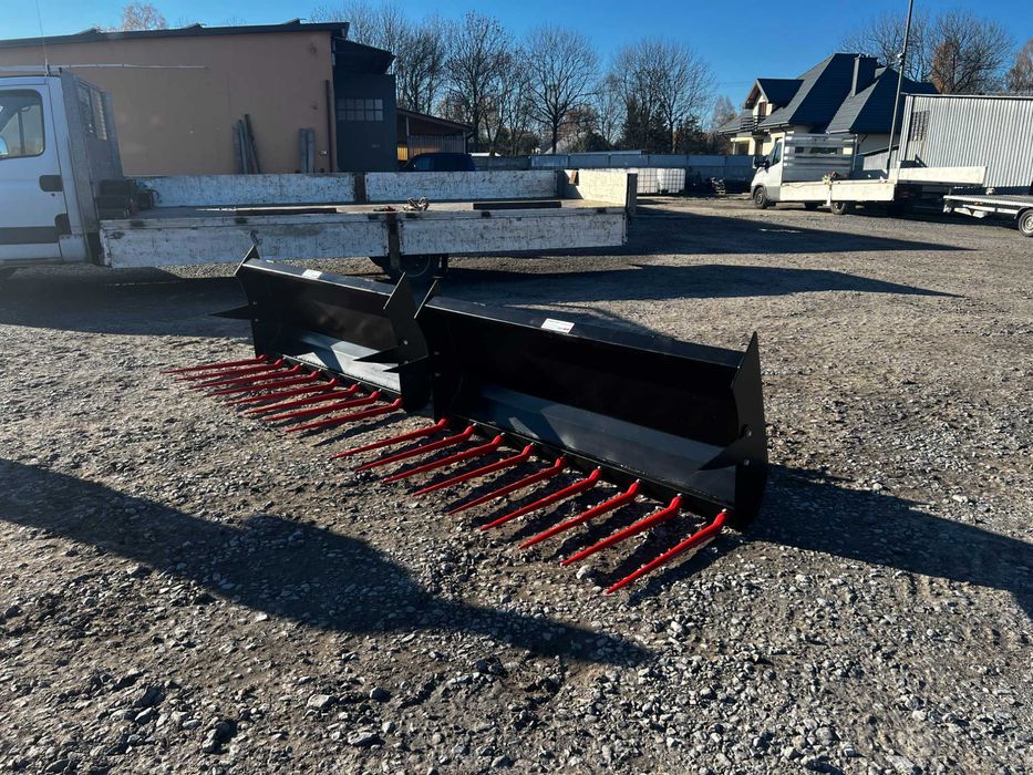 Widły do obornika mocowanie do ładowacza czołowego TUR i ładowarka