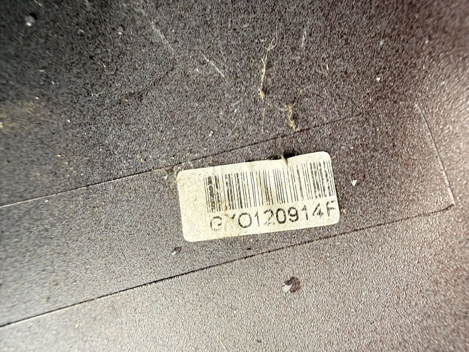 Opel Mokka Mokka X obudowa lusterka Prawa strona OE 262237048