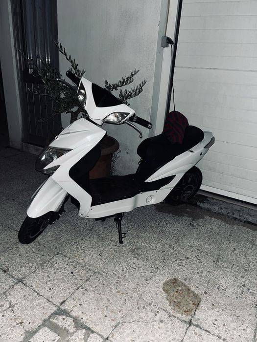 Scooter eletrica