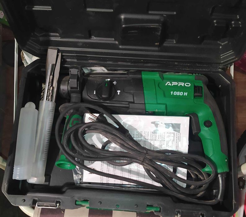 Перфоратор, дрель ударная