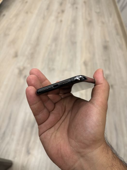Продам Iphone 11 pro 256 gb