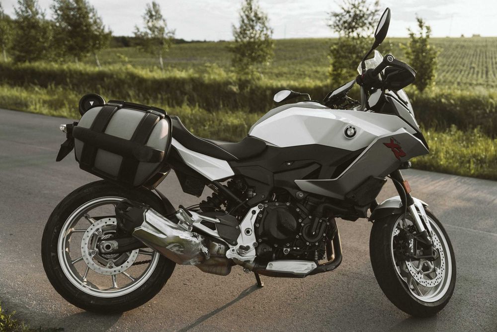 Мотоцикл BMW F 900 XR