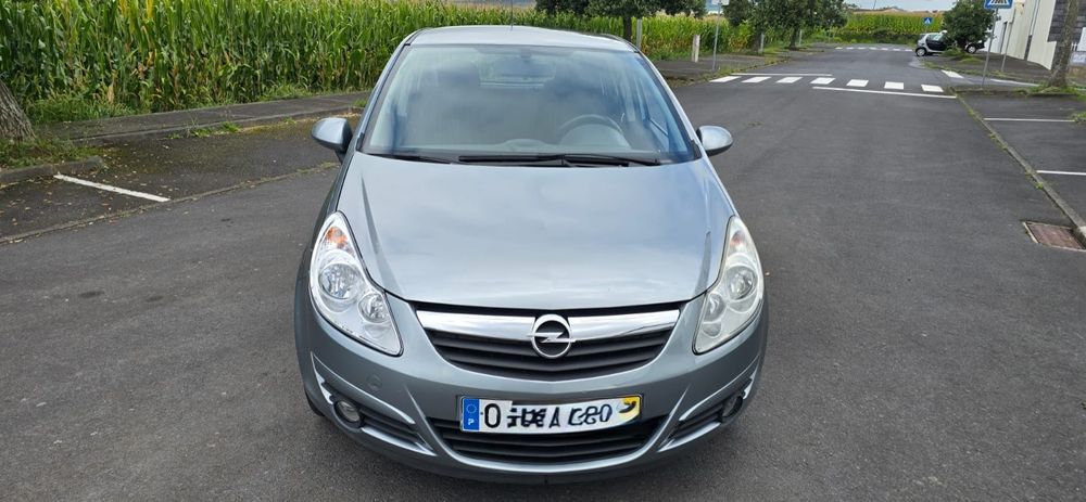 Opel Corsa Black Edition