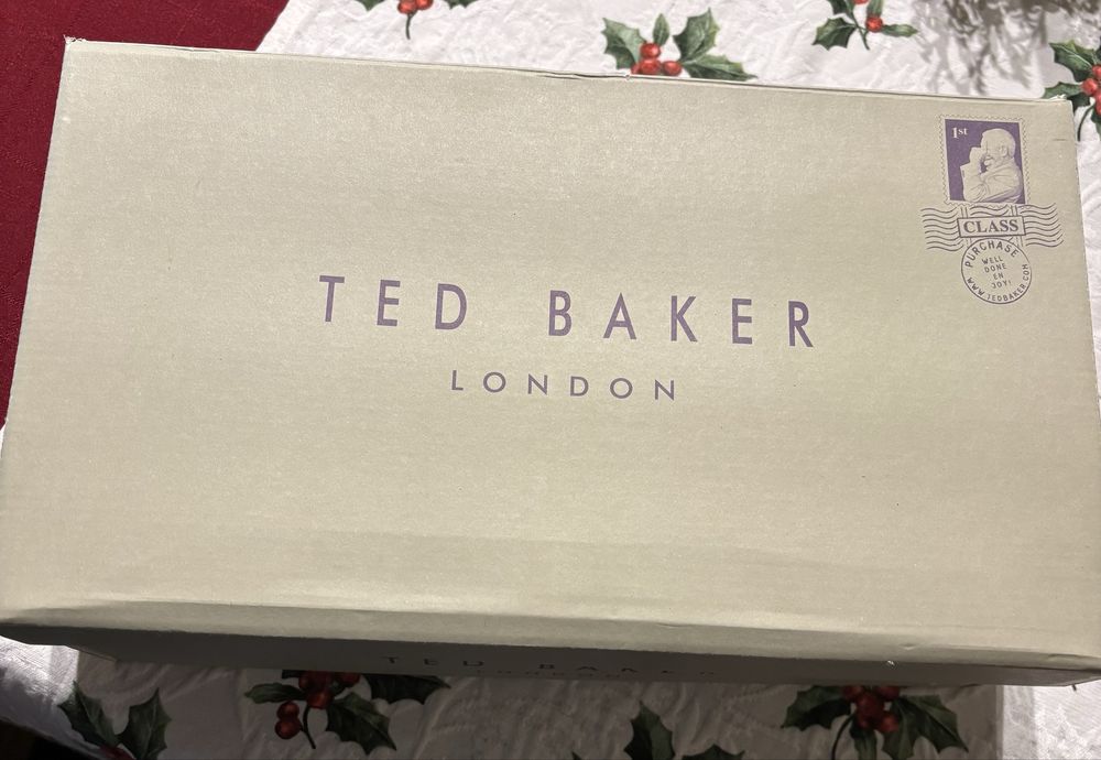 Sapatos de Homem Ted Baker novos na caixa!!