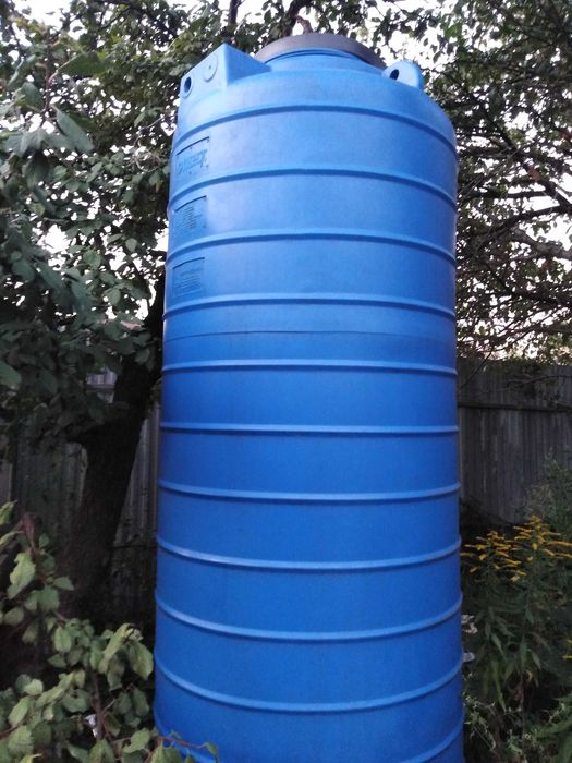 Бак для води на 1000 літрів