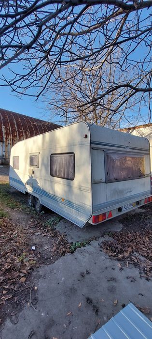 караван кемпінг  будинок на колесах причіп дача