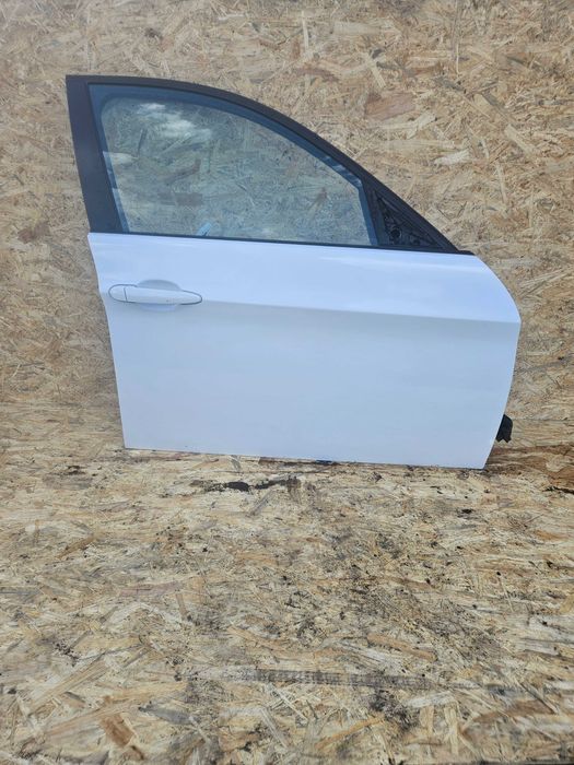 Drzwi prawy przod bmw e90 e91 lci kompletne w kolor do alpinweiss 3