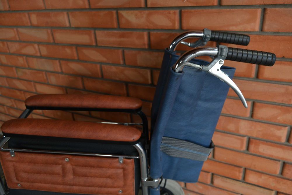 Каталка   -  коляска Invacare