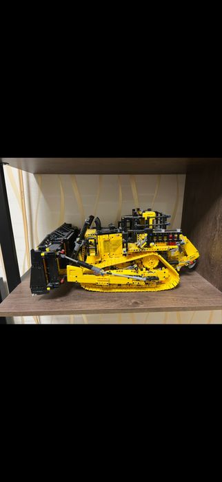 Lego Titanic, Land Rover Liebherr, Back to the Future,CAT, кран