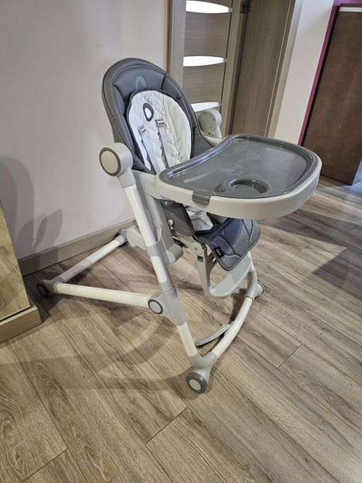 Krzesełko do karmienia Lionelo Cora