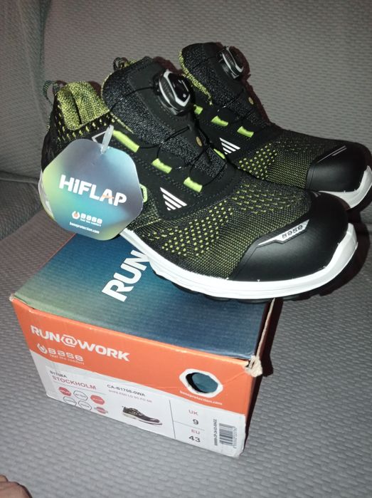 Sapatilha de segurança BASE novas 43