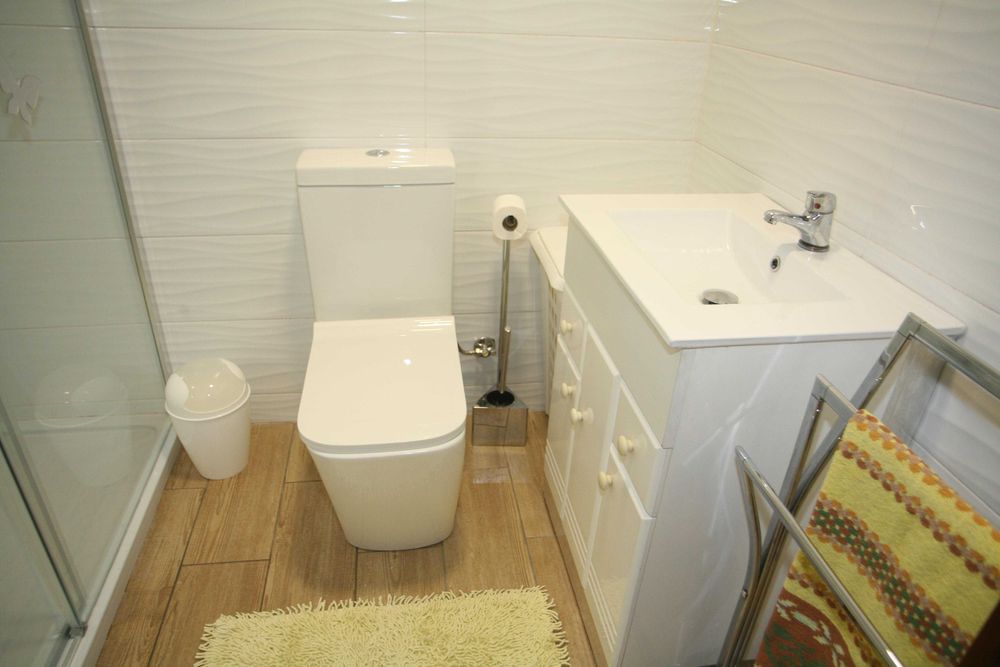 Arrendo Quarto em vivenda