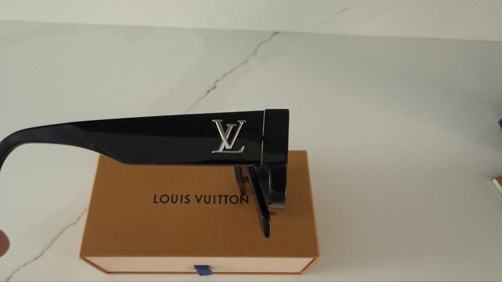 Sunglasses Louis Vuitton