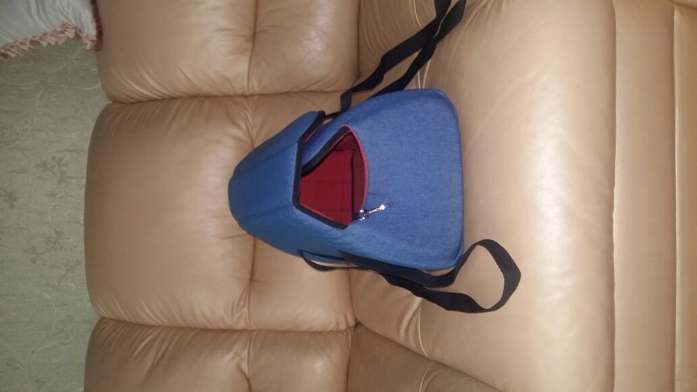 Переноска для котов или малых пород собак