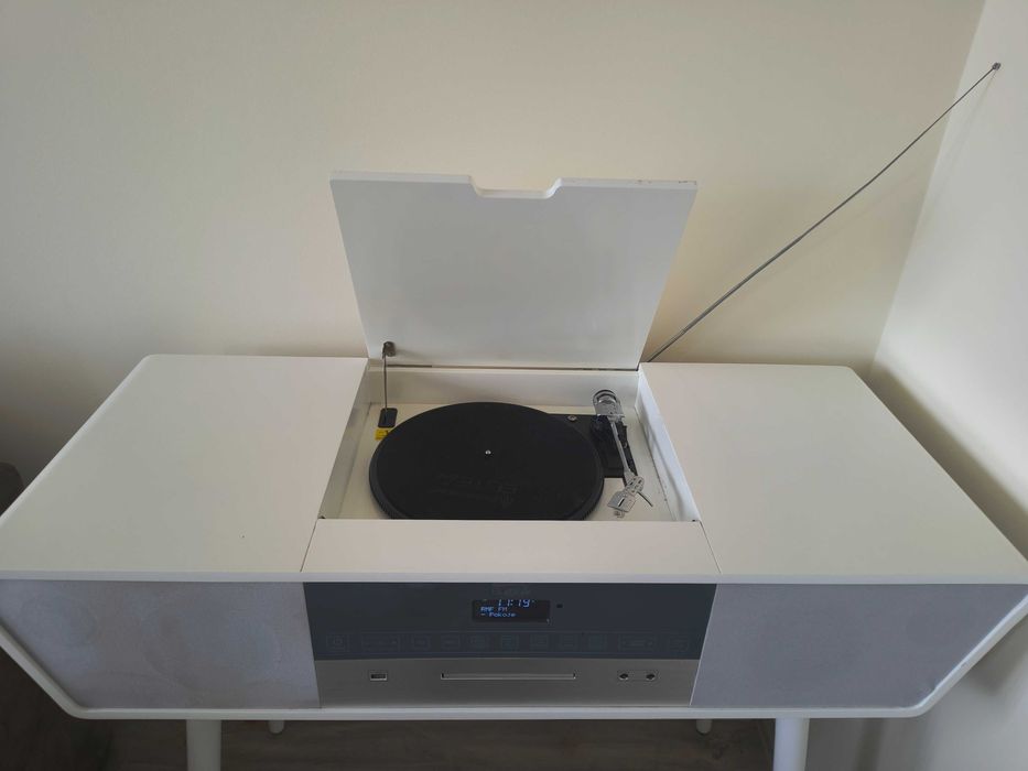 Gramofon z radio, bluetooth, cd