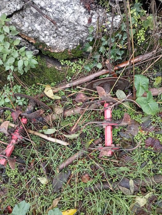 Motocultivador em estado como novo