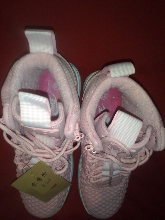 Нові високі теплі кросівки під Nike air, хайтопи 39 р.