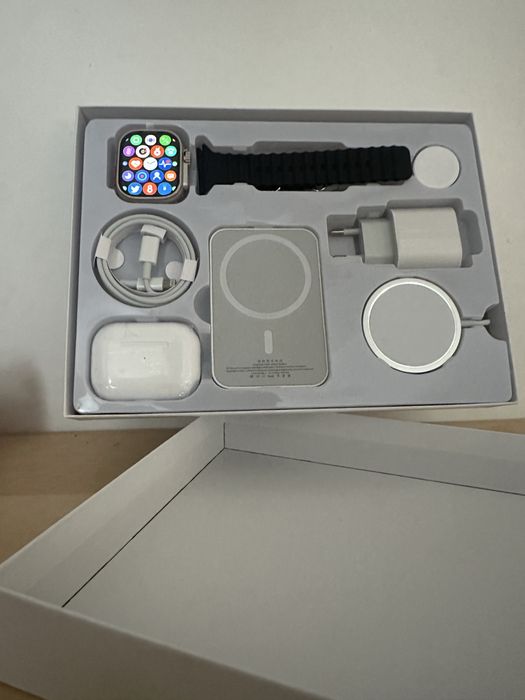 Combo X8 smartwatch powerbank