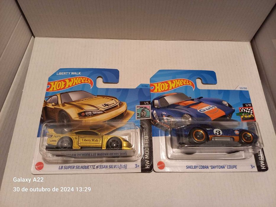 Hot Wheels Mainline 1/64 - Pack Especial + T Hunt Incluido 10 unid.