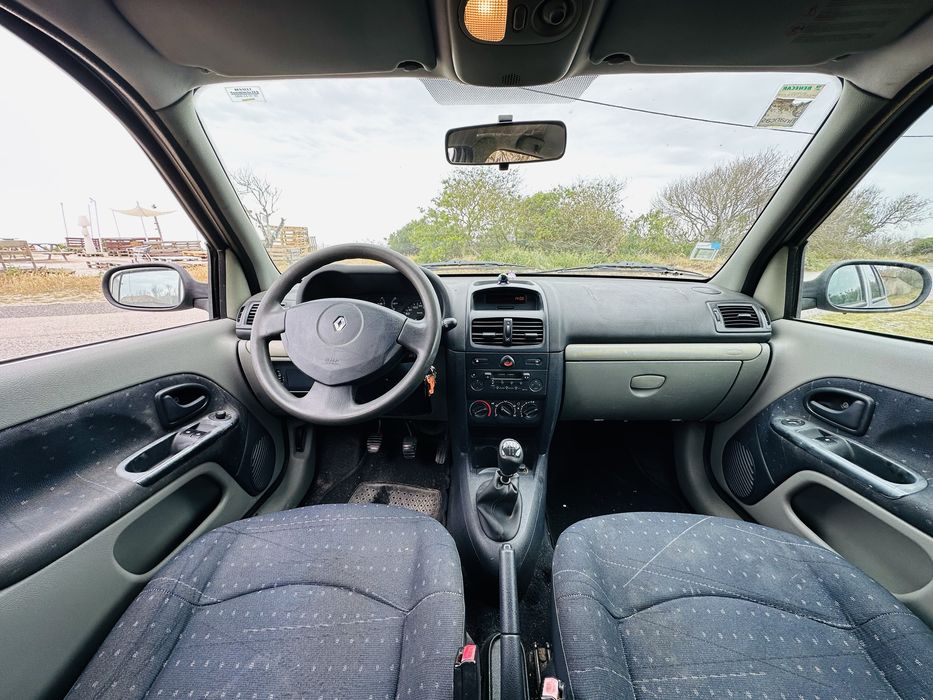 Renault Clio 2003