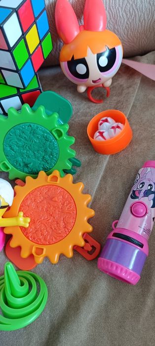 Продам набор детских игрушек