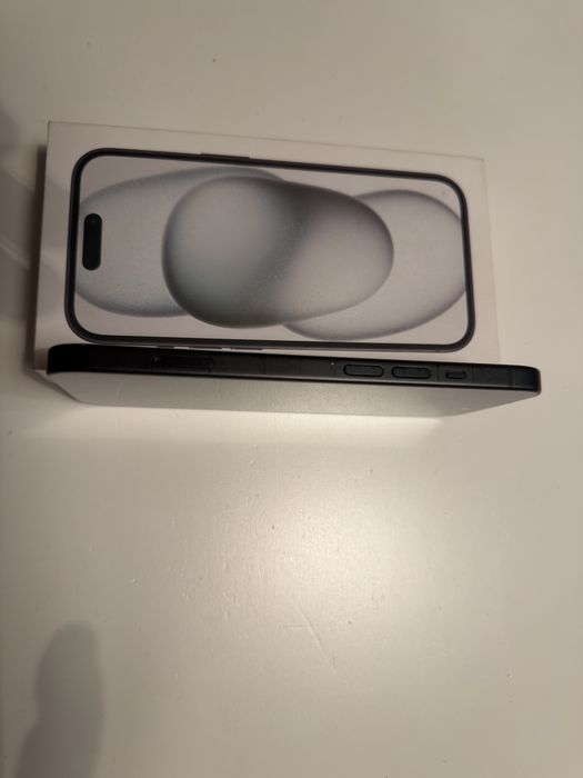 Iphone 15 256 bateria 96%