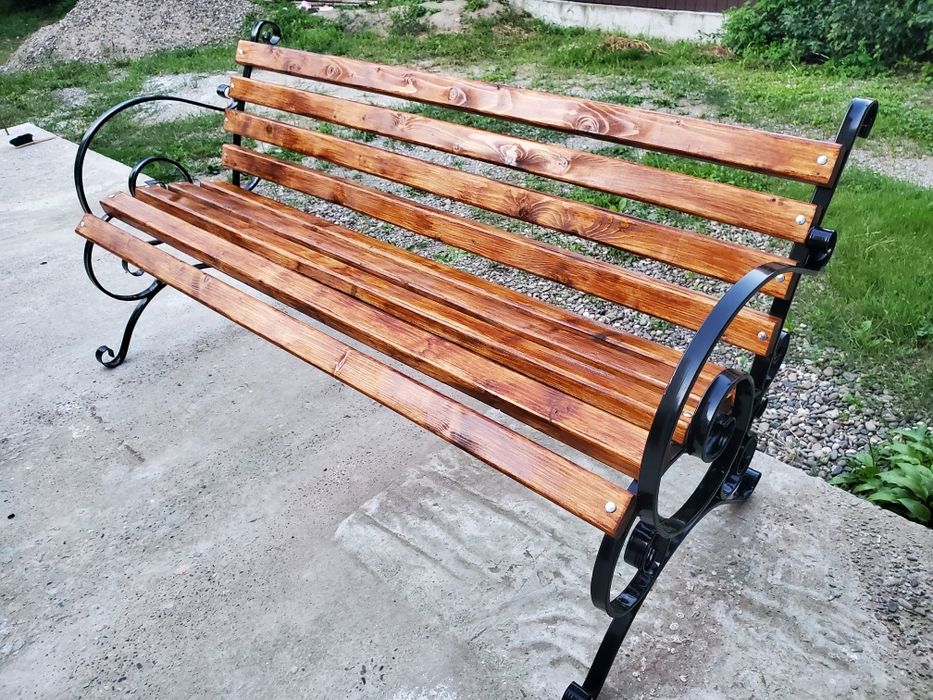 Лавочка 1.75 м кована