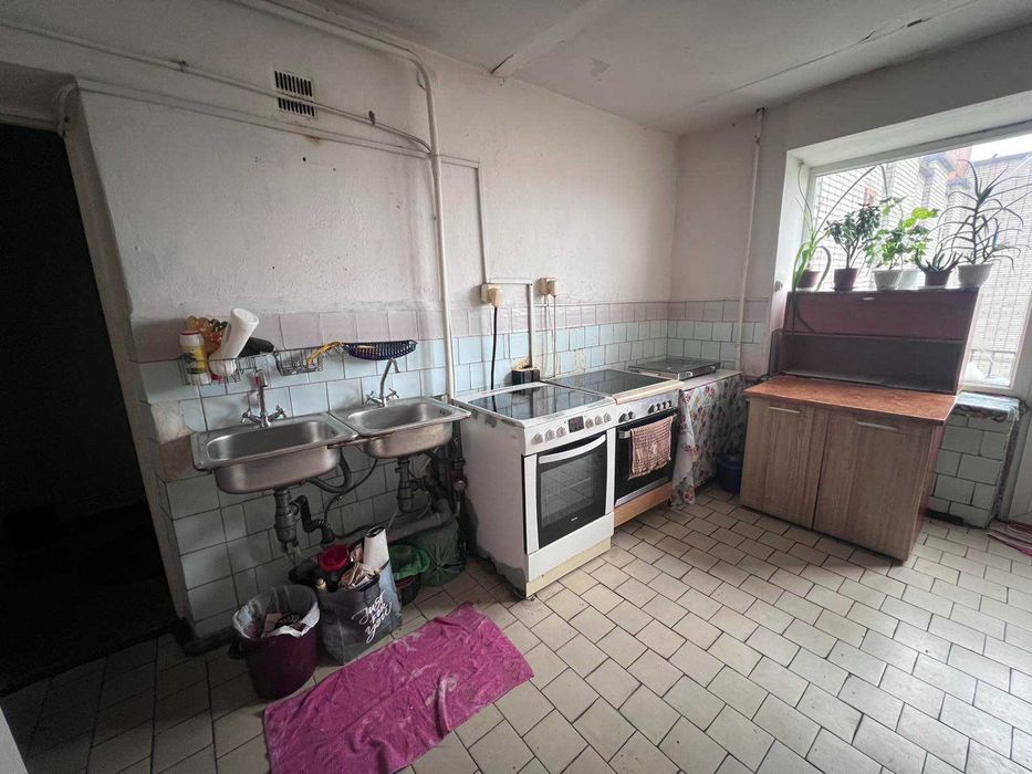 42742 Продаж кімнати в гуртожитку , нормальний стан