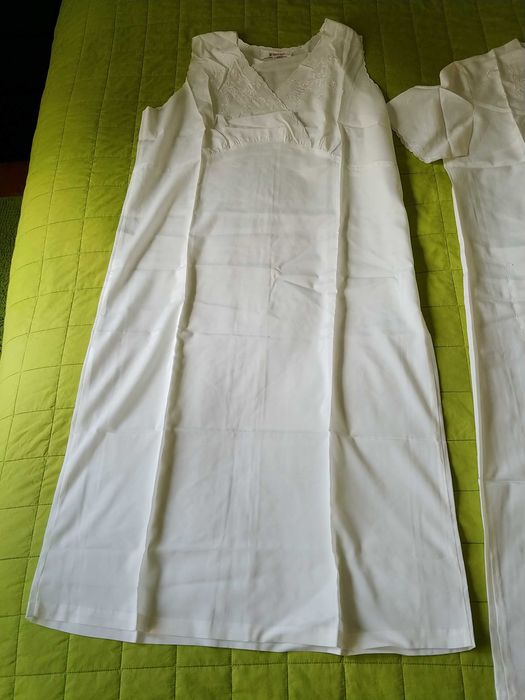 Camisa de noite e robe em cetim - Novo