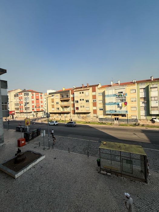 Alugo Quarto solteiro - Odivelas 450€