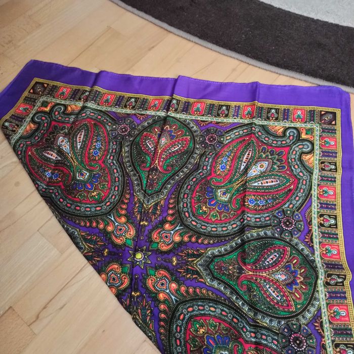 Хустки шерстяні , напівшерстяні нові